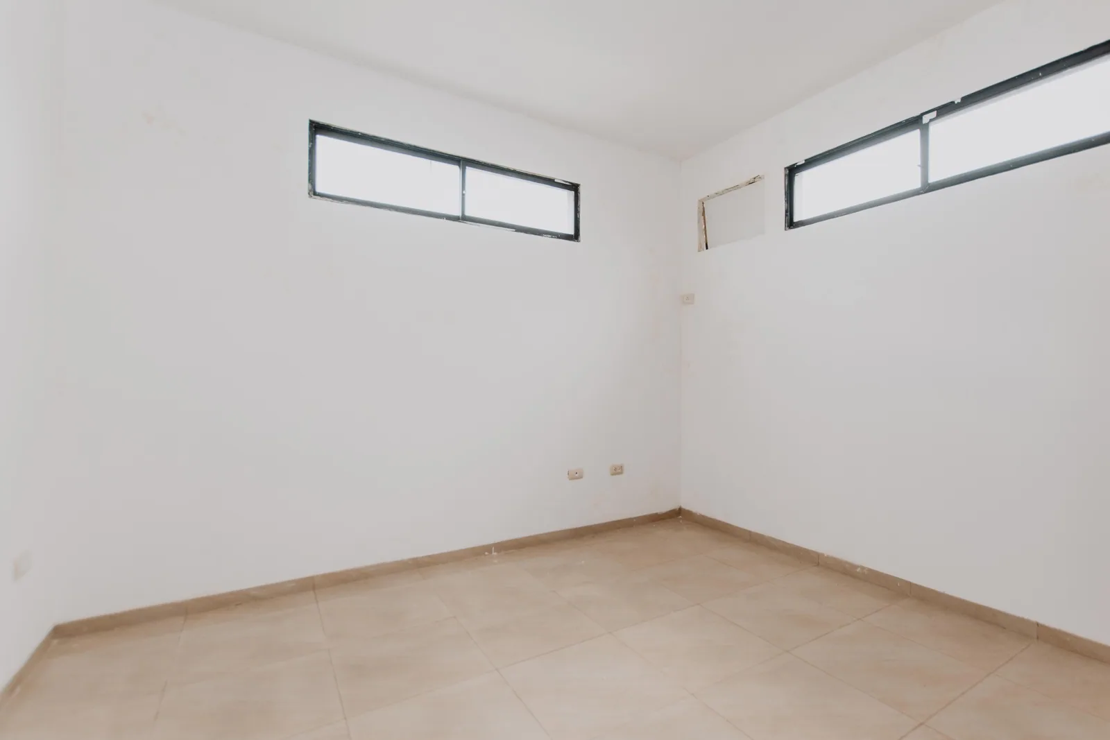 Casa rentera en venta en Alborada VI, Guayaquil – Foto 1