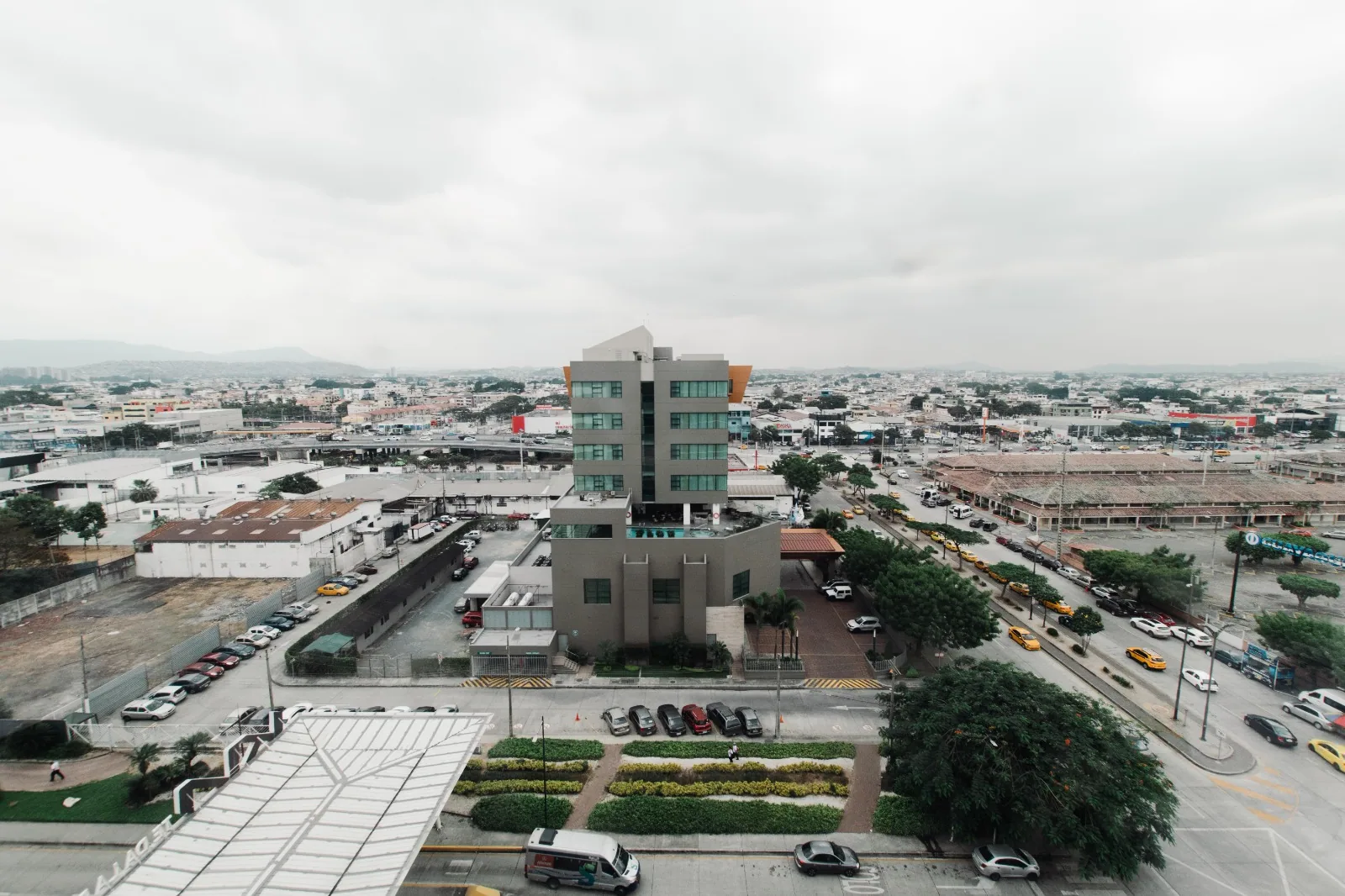 Oficina en venta, Sky Building, junto al aeropuerto – Foto 4