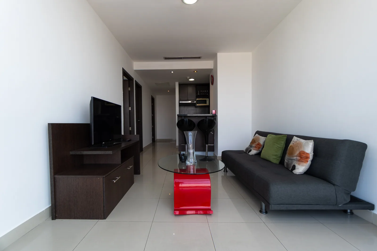 Suite amplia amoblada en alquiler en City Suites, norte de  Guayaquil – Foto 4