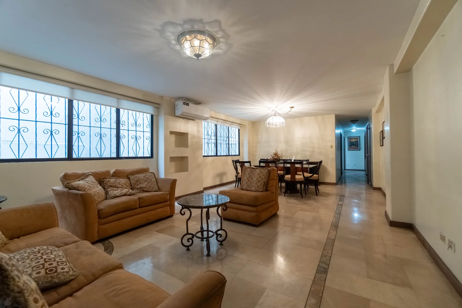 Departamento en venta de 4 habitaciones, Edificio Silco, Ceibos – Foto 1