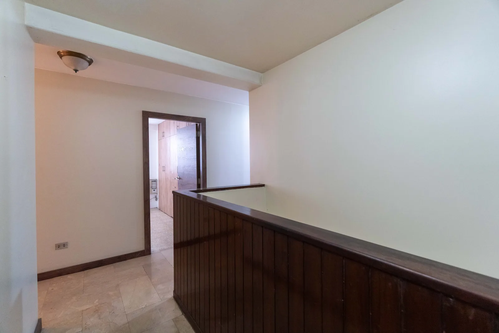 Departamento en venta de 4 habitaciones, Edificio Silco, Ceibos – Foto 3