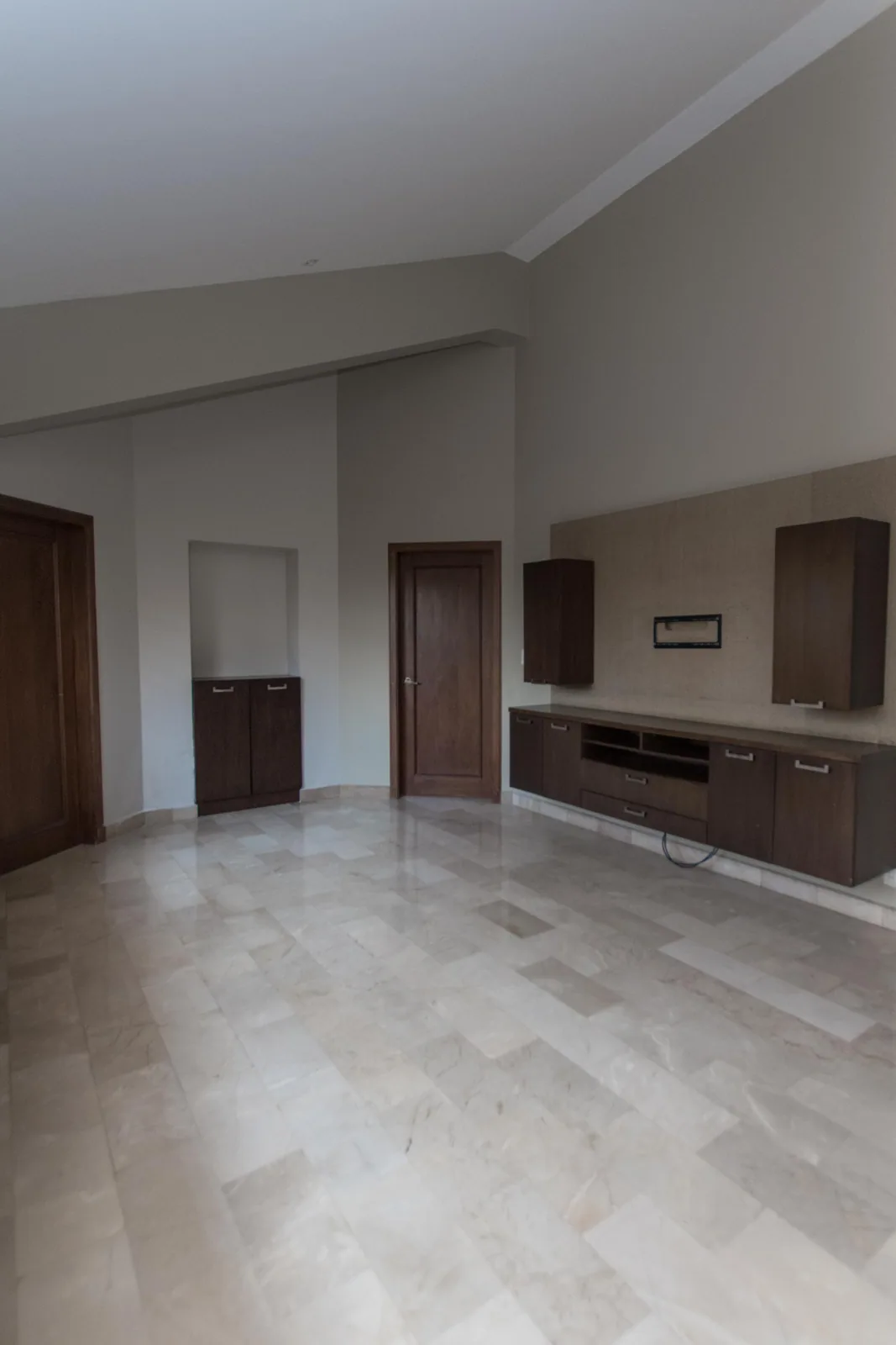 Casa en alquiler remodelada en la Urb. Villanueva, Km 1, Vía Samborondón – Foto 4