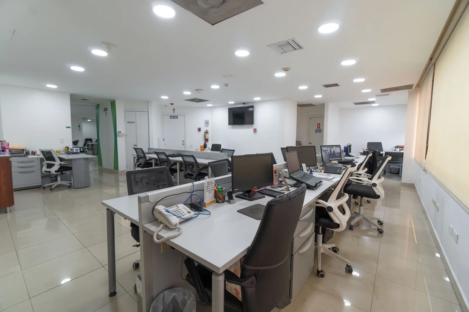 Oficinas en ventas en Edificio Torre Atlas. Norte de Guayaquil – Foto 4