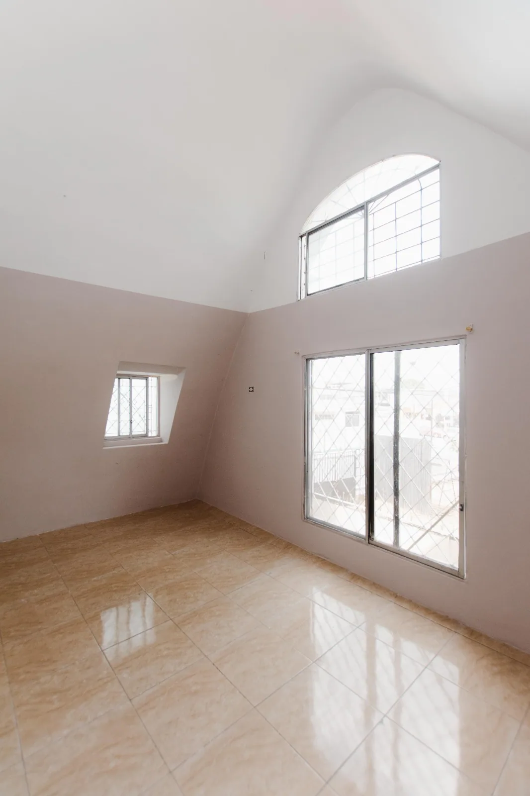 Casa uso comercial en alquiler, Urdesa Central – Foto 1