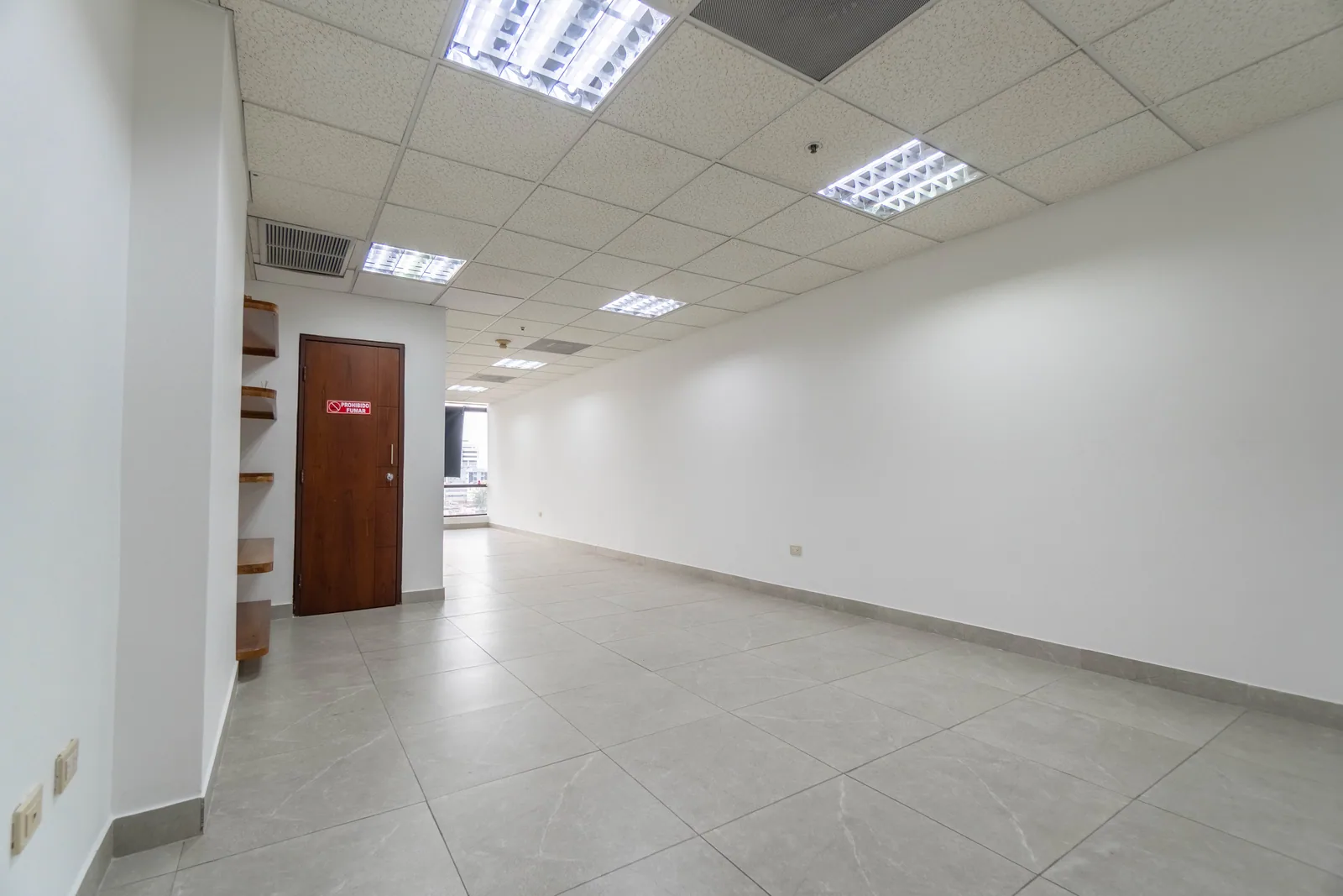 Oficina en alquiler World Trade Center, Kennedy, Guayaquil – Foto 4