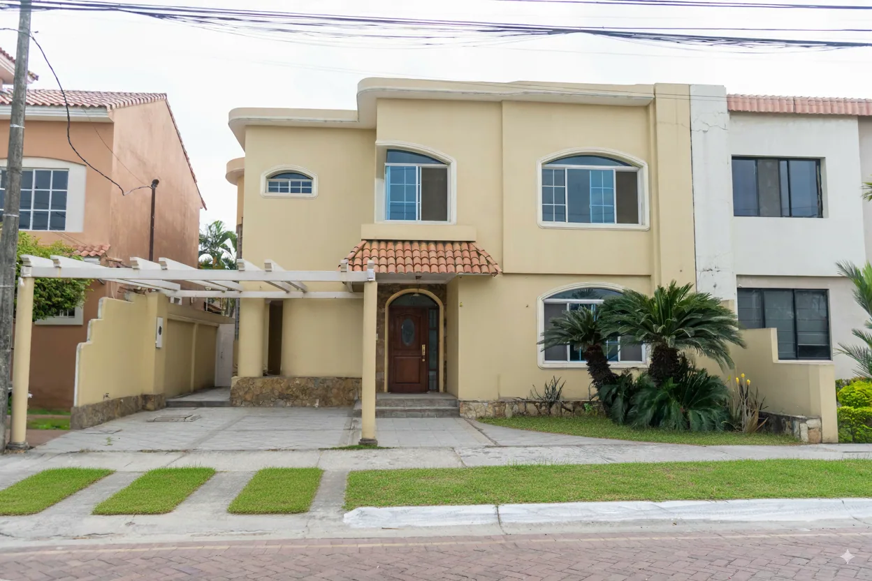 Casa de oportunidad en venta, Santa María de Casa Grande, La Aurora – Foto 1
