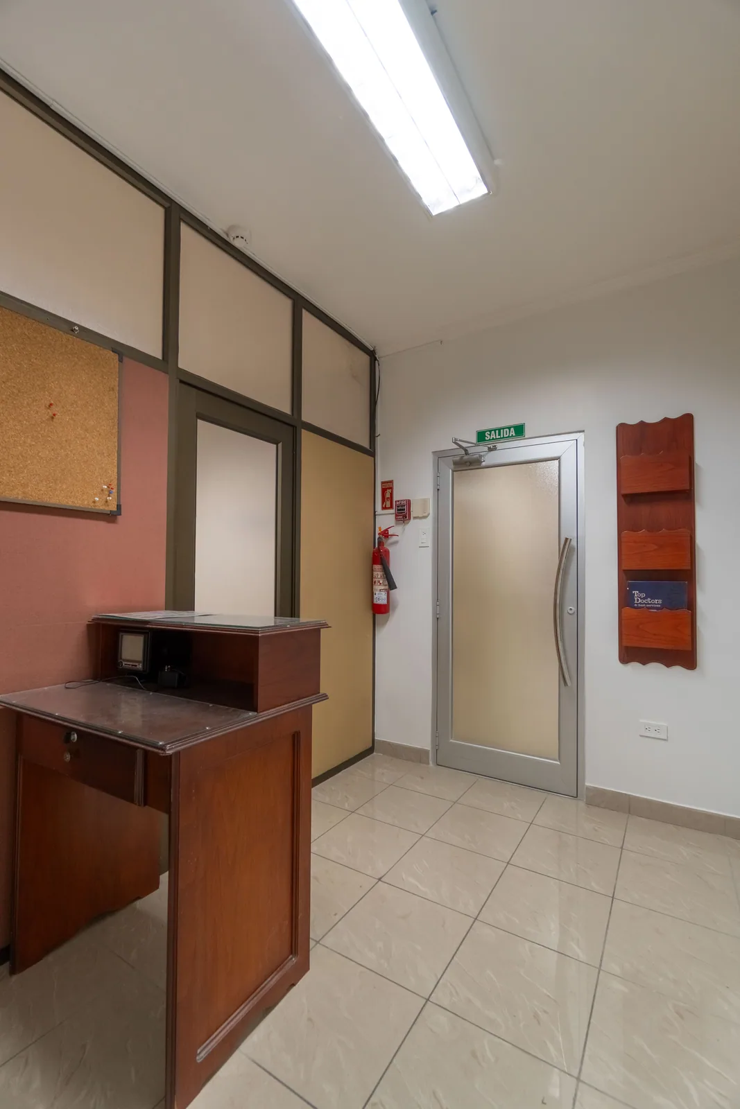 Consultorio en alquiler Clinica Kennedy Av. del Periodista, Guayaquil – Foto 4