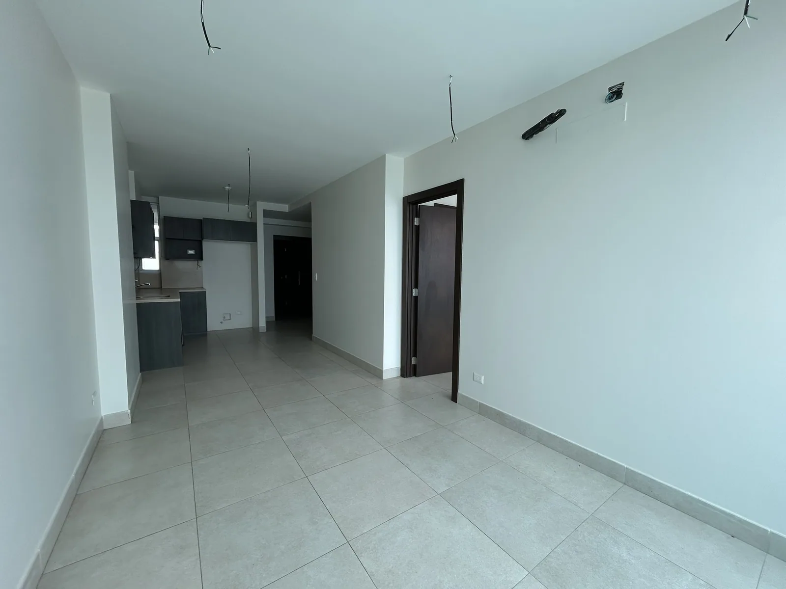Departamento de oportunidad en venta en Edificio de lujo Baypoint, San Lorenzo, Salinas – Foto 1