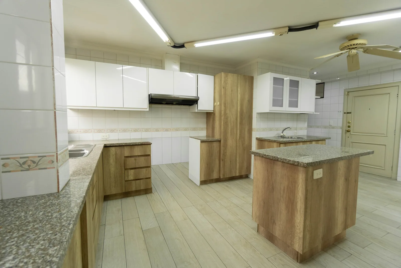 Departamento en alquiler ubicado en Condominio Hidalgo, Ceibos – Foto 4