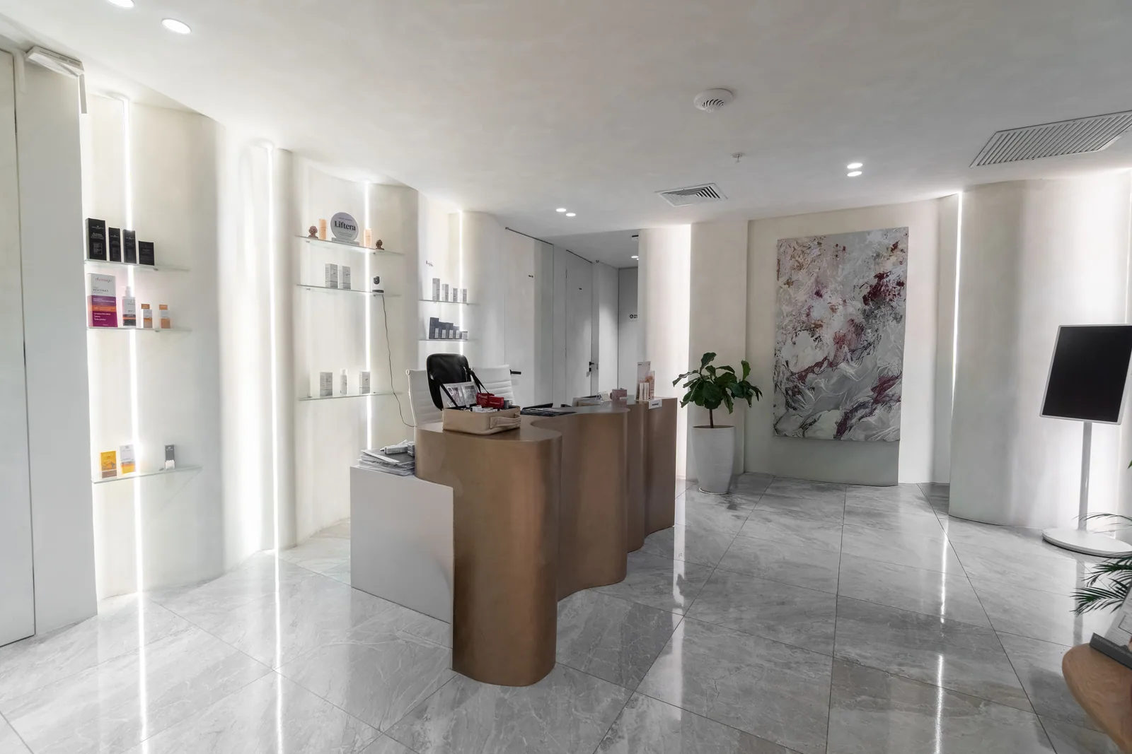 Oficina en venta en Platinum Business Center, La Aurora, Guayaquil – Foto 2