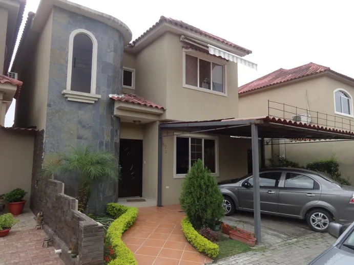 Casa en venta Via a la costa, vendo en Portal al sol – Foto 1