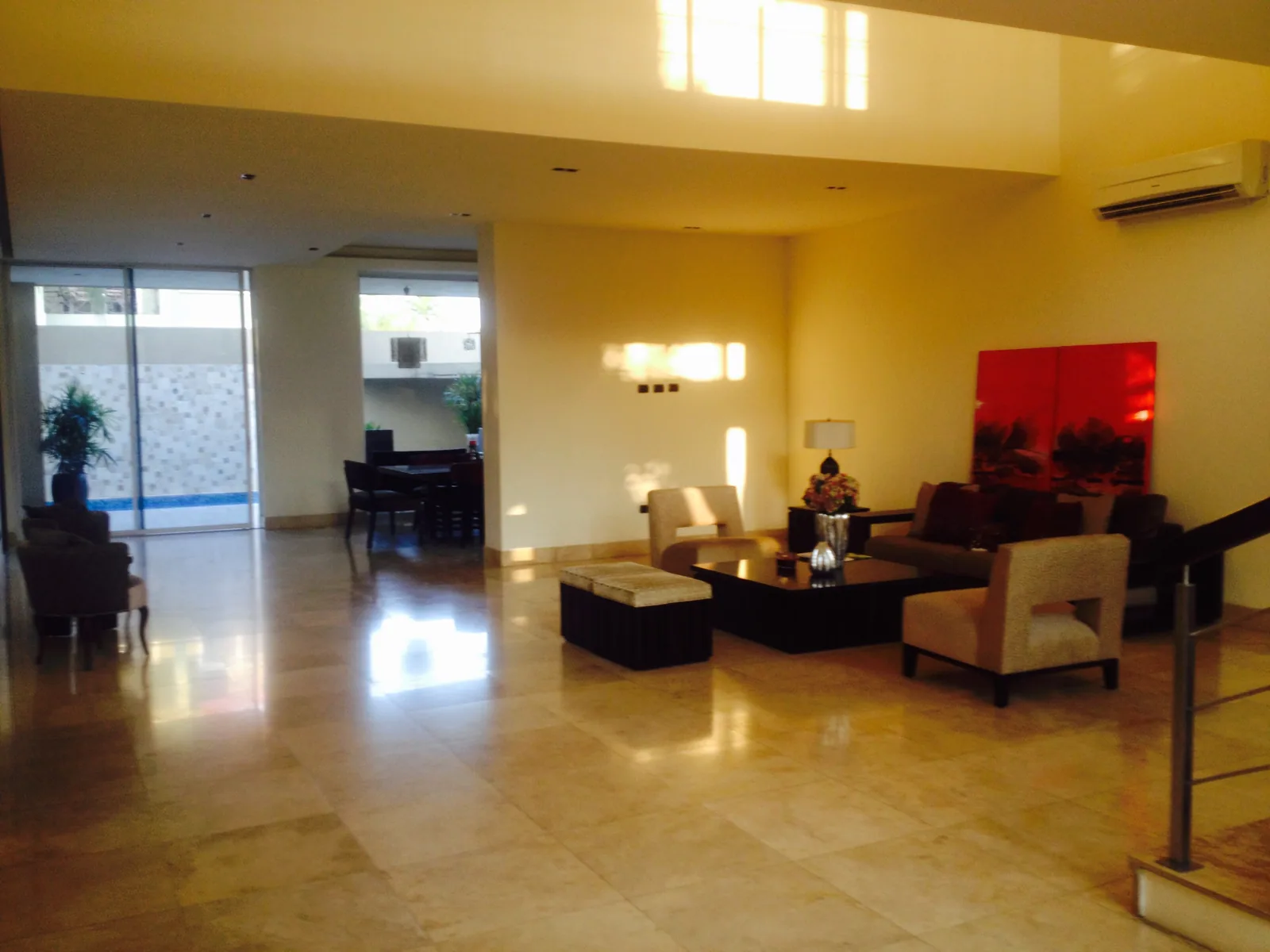 Alquiler de Casa en sector Samborondón Laguna Del Sol  – Foto 4
