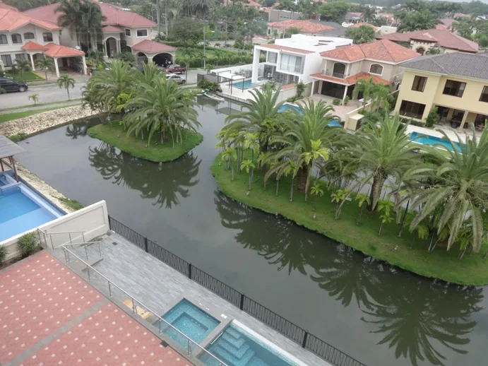 Departamento en alquiler en Vía a la Costa Guayaquil en Laguna Club  – Foto 2