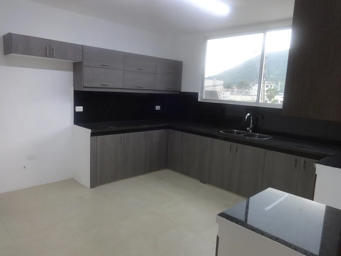 Vendo casa en Urbanización Cumbres de los Ceibos por Estrenar – Foto 2