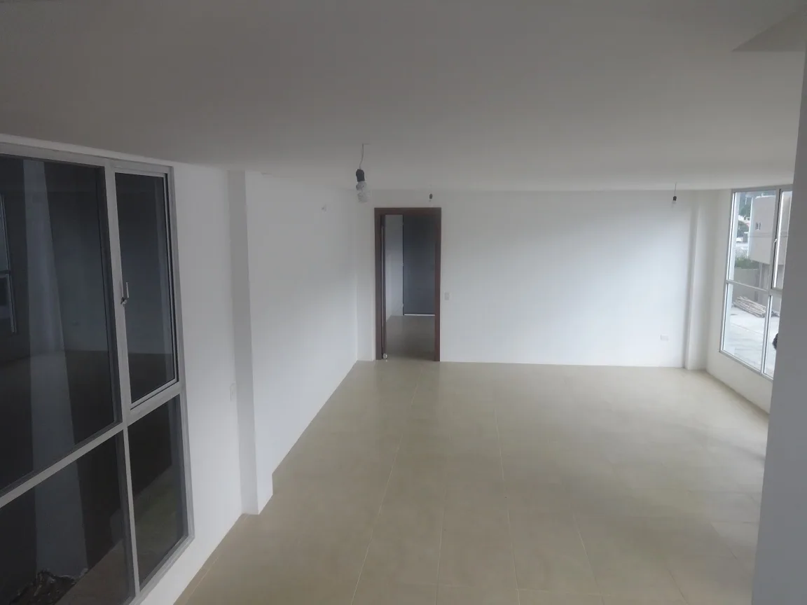 Vendo casa en Urbanización Cumbres de los Ceibos por Estrenar – Foto 5