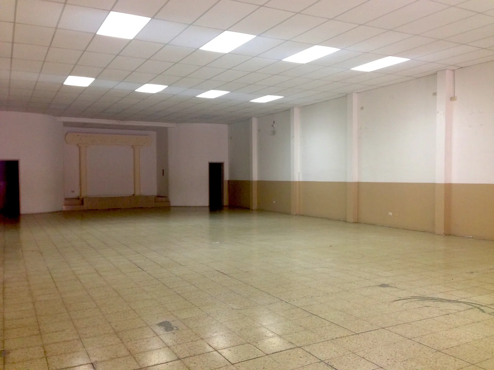 Alquiler de Local Comercial en calle Portete Guayaquil – Foto 1
