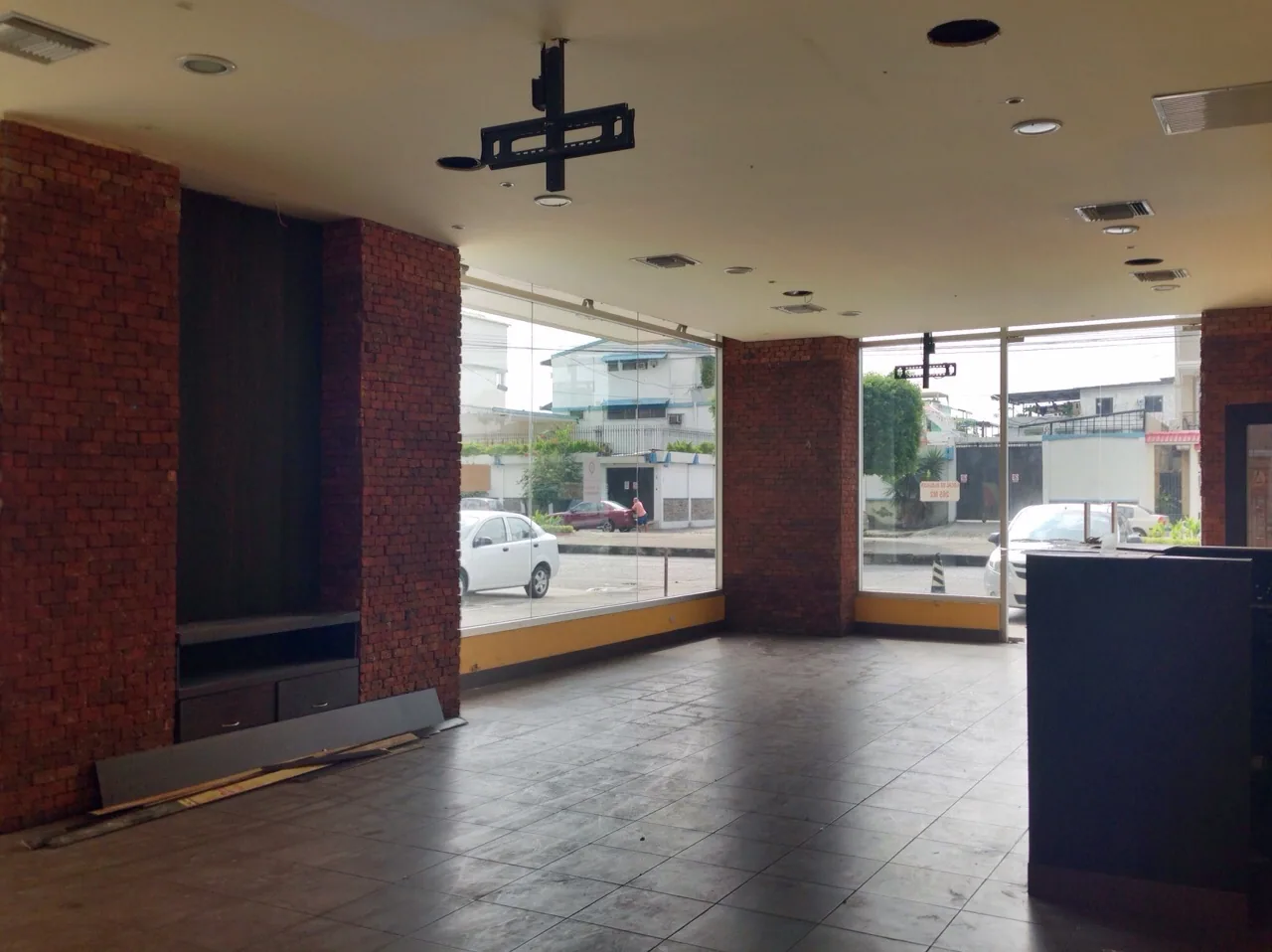 Alquiler de local Comercial Zona Mall del Sol Guayaquil – Foto 1