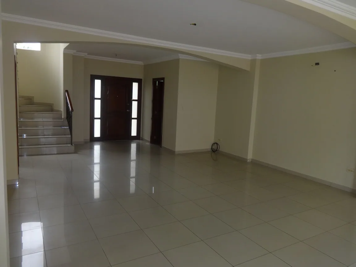 Samborondon Casa en alquiler en Santa Maria de Casa Grande – Foto 3