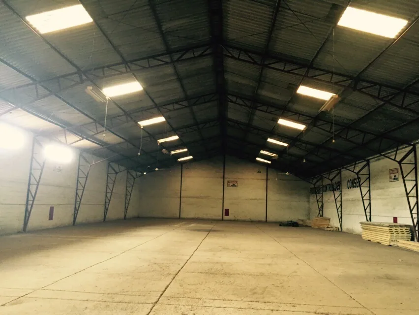 Alquiler de bodega de 1000 m2 (mil metros cuadrados) en Km 14.5 Via a Daule – Foto 1