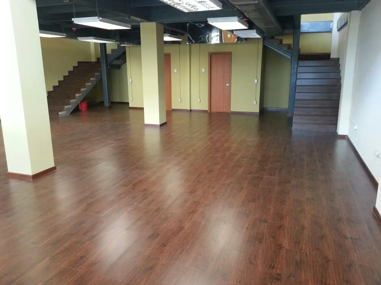 Oro Plaza, Alquilo Magnifico local comercial en Machala – Foto 2