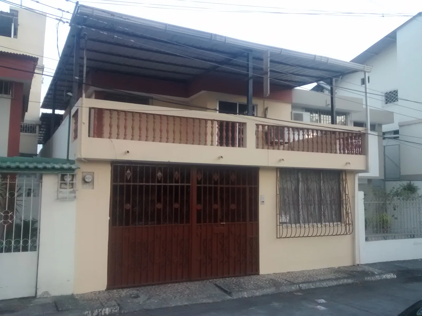 Casa de Venta en Guayaquil sector norte ciudadela La Garzota  – Foto 4