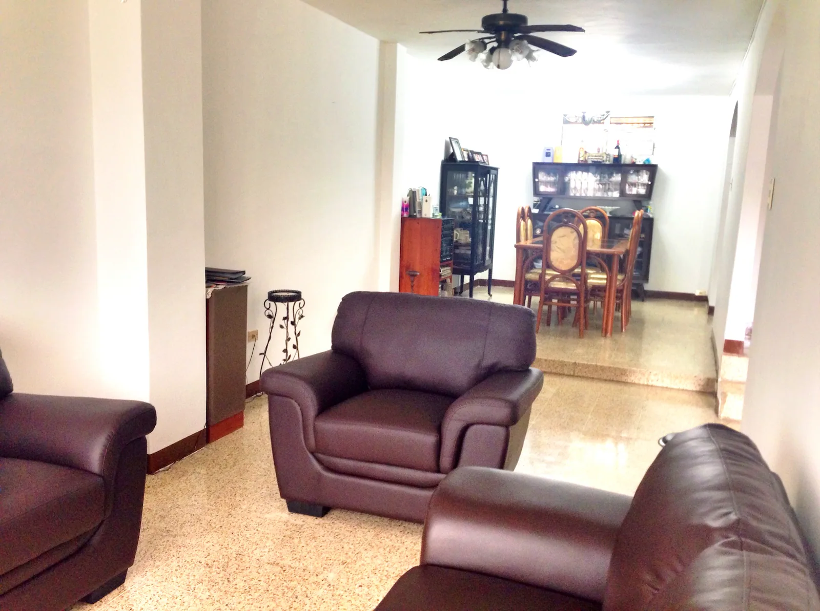 Casa de venta en el norte de Guayaquil. Sector Riocentro norte – Foto 4