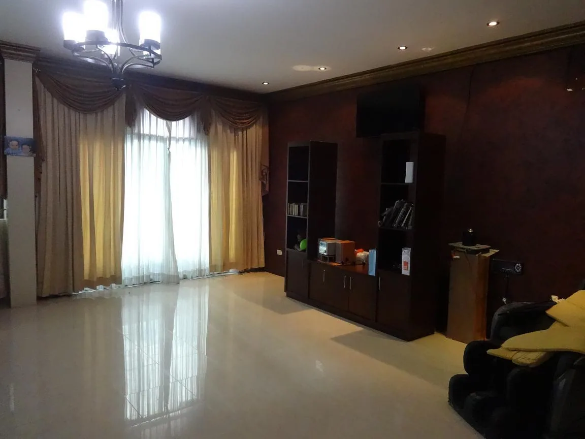 La Garzota, vendo casa esquinera con Locales Comerciales – Foto 3