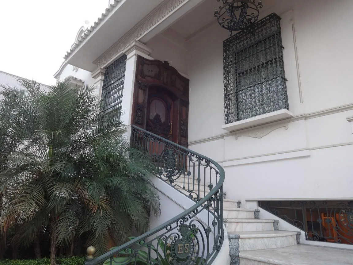 Venta de imponente casa de lujo esquinera en el sur de la ciudad  – Foto 5
