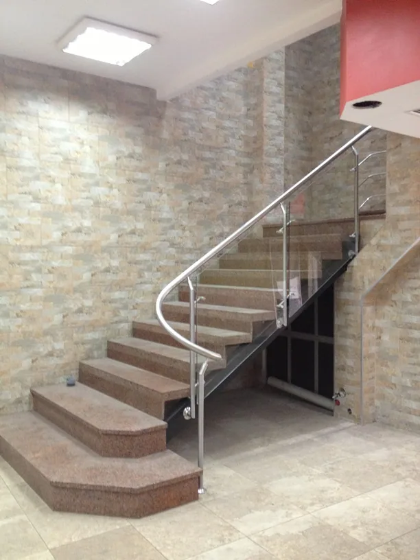 Local Comercial en el centro de Guayaquil Avenida 9 de Octubre – Foto 1