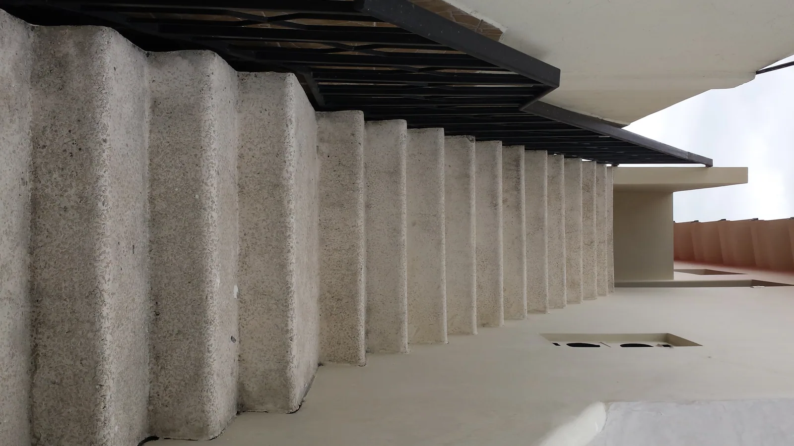 Urdesa Norte Alquilo oficina o  departamento  – Foto 5