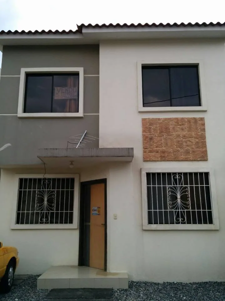 Vendo Casa en Urbanización Bonaterra Salitre Samborondón Guayaquil – Foto 1