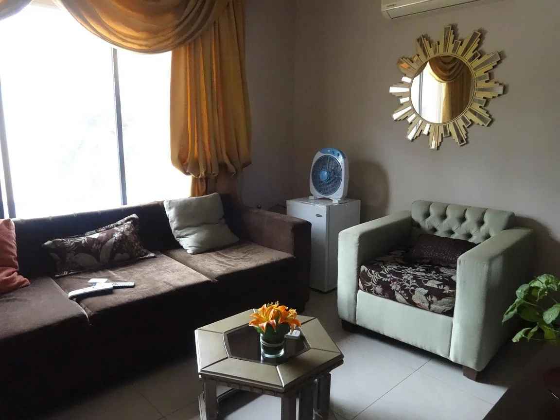 Vendo Casa en Samborondon, Km 2 1/2 atras de la UEES – Foto 5