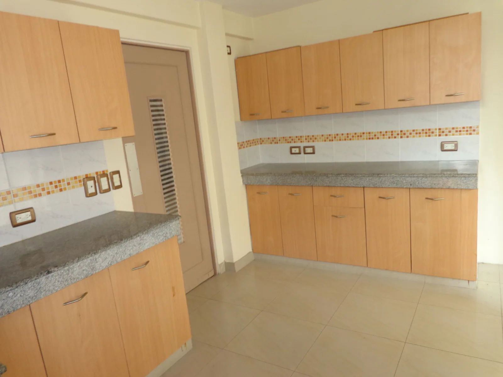 Casa Moderna en Venta Urb. Volare Samborondón Guayaquil – Foto 4