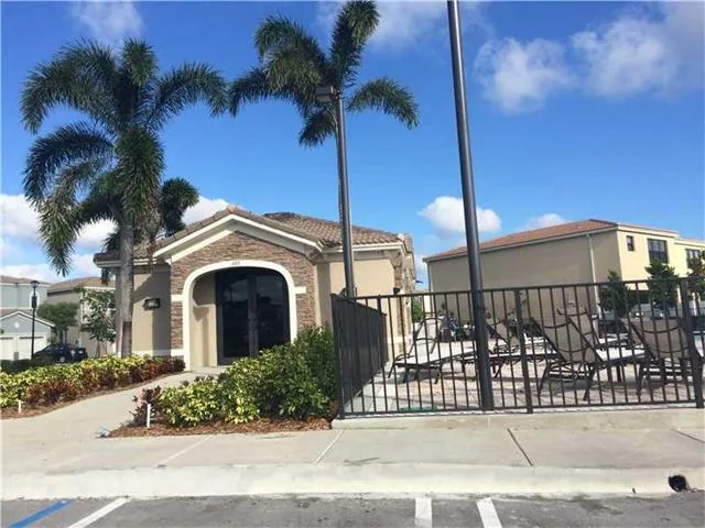 Townhouse en AVENTURA, MIAMI – Foto 2