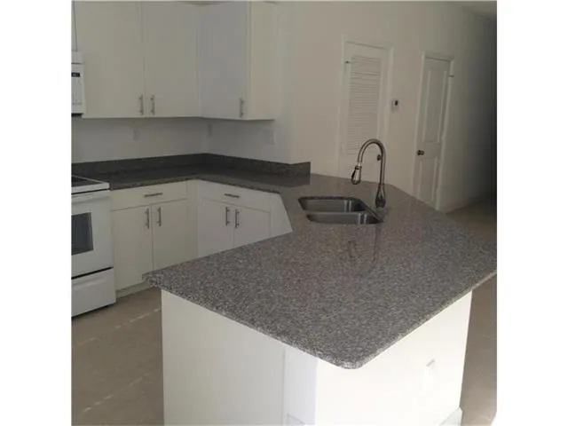Townhouse en AVENTURA, MIAMI – Foto 4