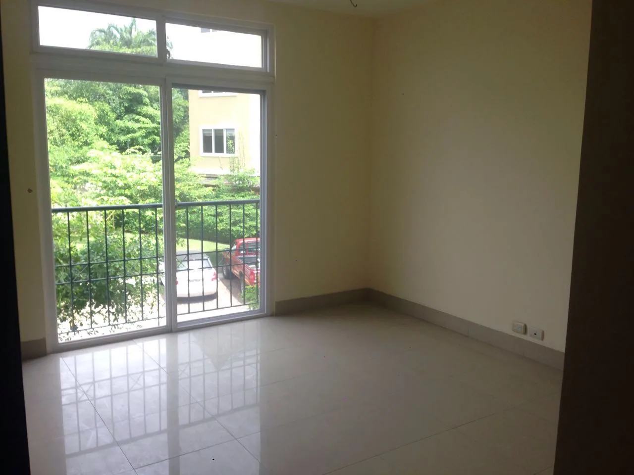 Vendo Lujoso departamento por estrenar en Samborondón – Foto 1
