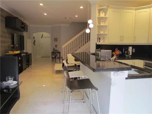 Townhouse en Venta- Leeward Islands at DORAL – Foto 2