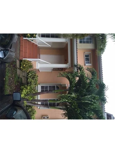Townhouse en Venta- Veranda at Doral – Foto 1