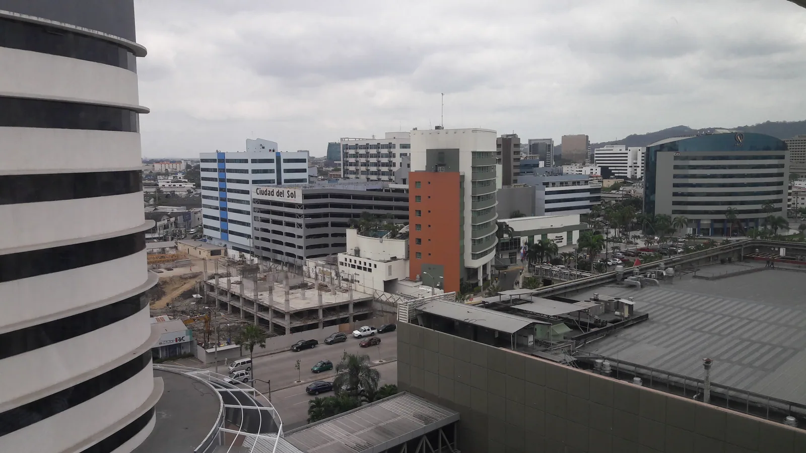 Alquilo Oficina Trade Building – Foto 1