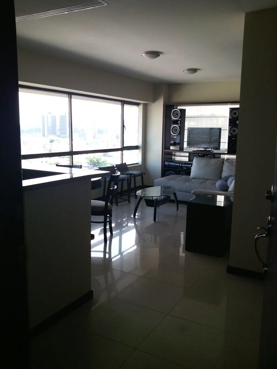 Alquiler de departamento Amoblado en Torre Sol Guayaquil – Foto 2