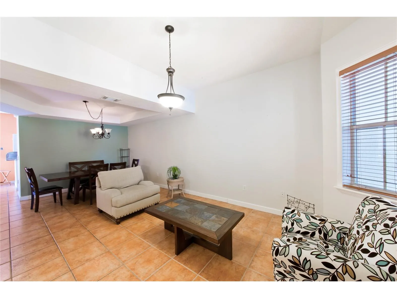 Casa a la Venta en Miami, DORAL CHASE – Foto 3