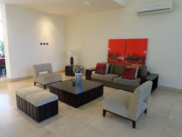Casa Espectacular en Venta en Laguna del Sol, Samborondon – Foto 3