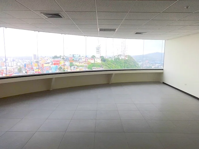 Alquiler de oficinas en Guayaquil edificio The Point – Foto 1