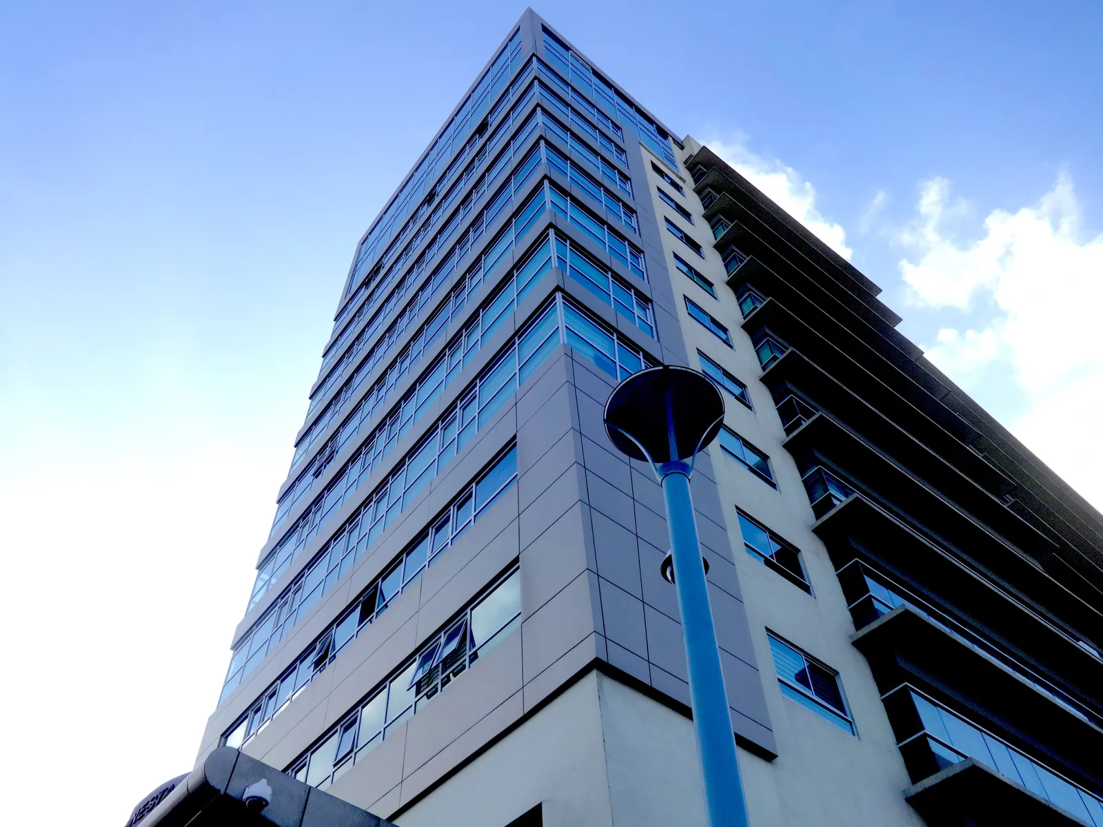Departamento en alquiler. Suite ejecutiva amoblada. – Foto 1