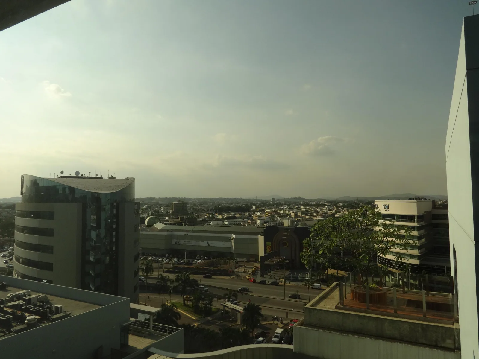Alquilo suite en Torresol 2, incluyo alicuotas y parqueo – Foto 3