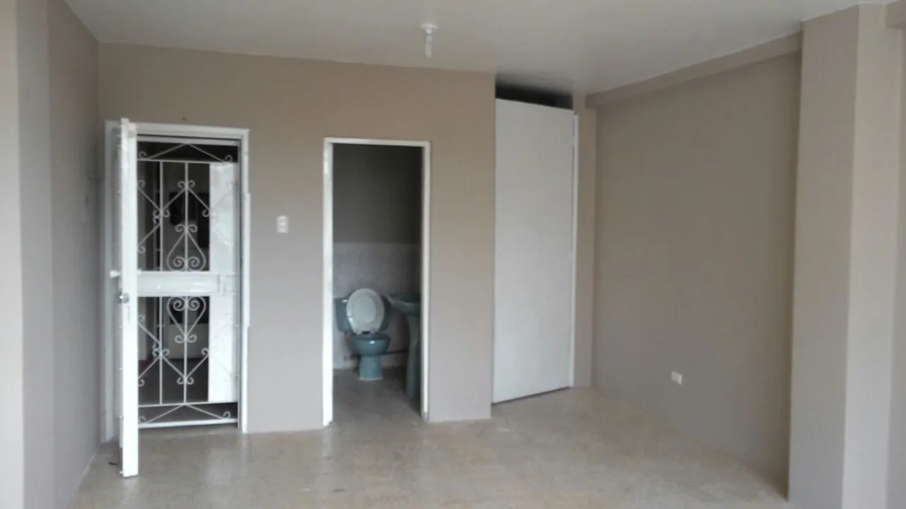 Vendo oficina en Victor Manuel Rendon y Rumichaca, centro de Guayaquil – Foto 2