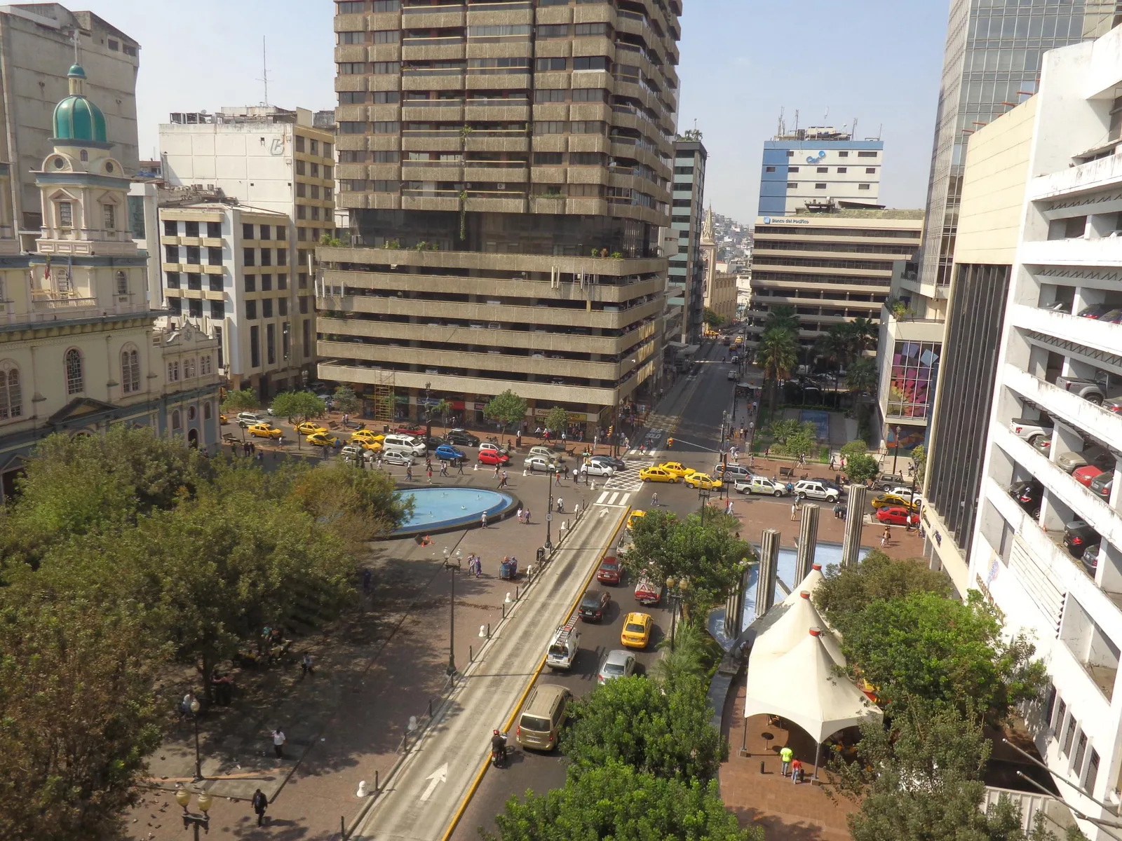 Alquilo oficina en Pedro Carbo Y Velez, centro de Guayaquil – Foto 1