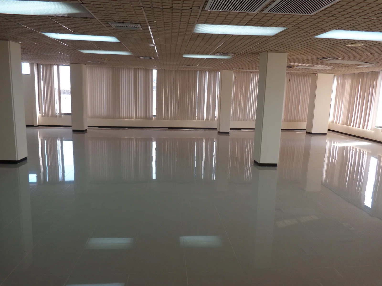Alquilo oficina en Pedro Carbo Y Velez, centro de Guayaquil – Foto 3