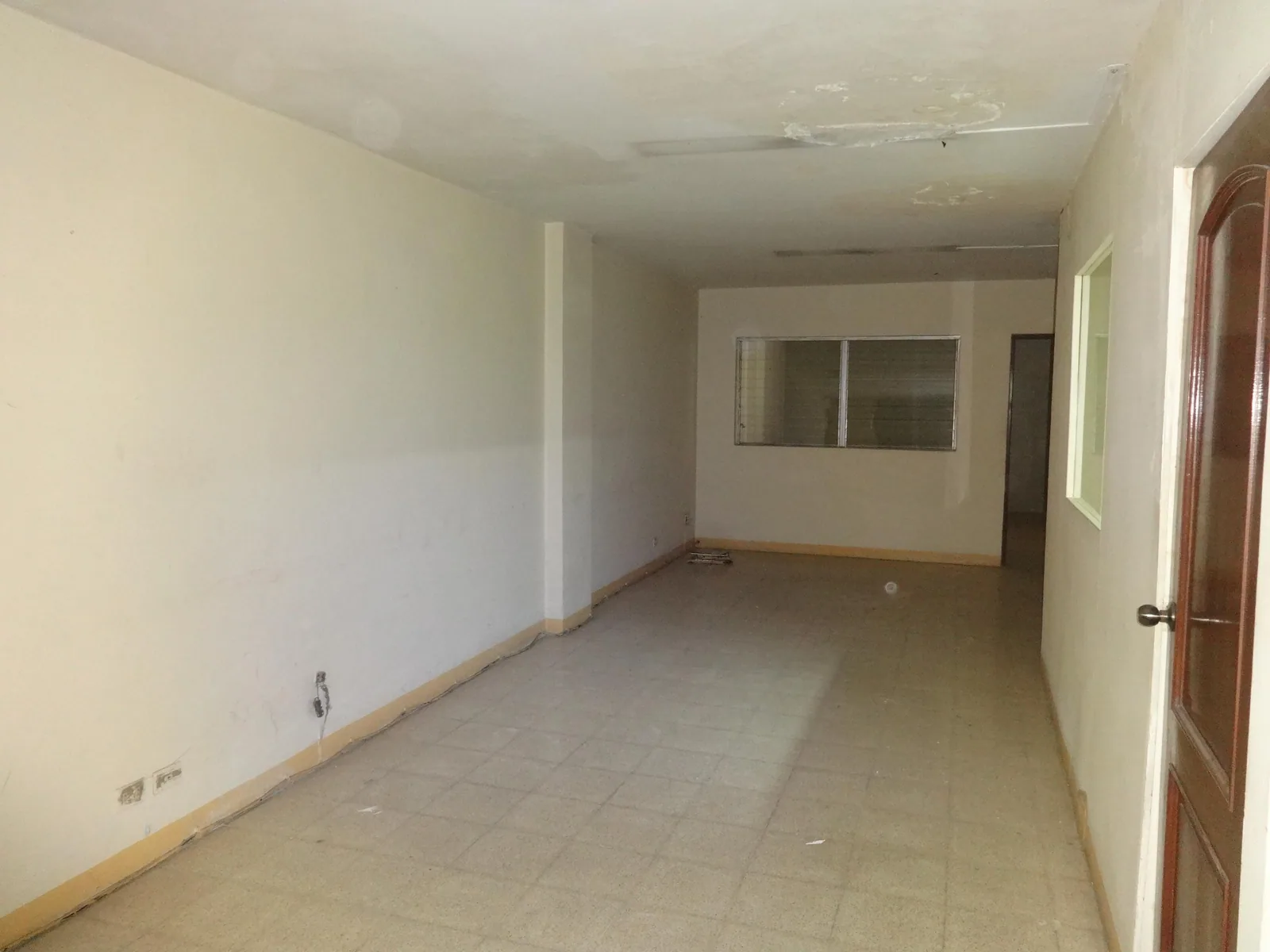 Oficina en arriendo, Baquerizo Moreno y 9 de Octubre centro de Guayaquil – Foto 1