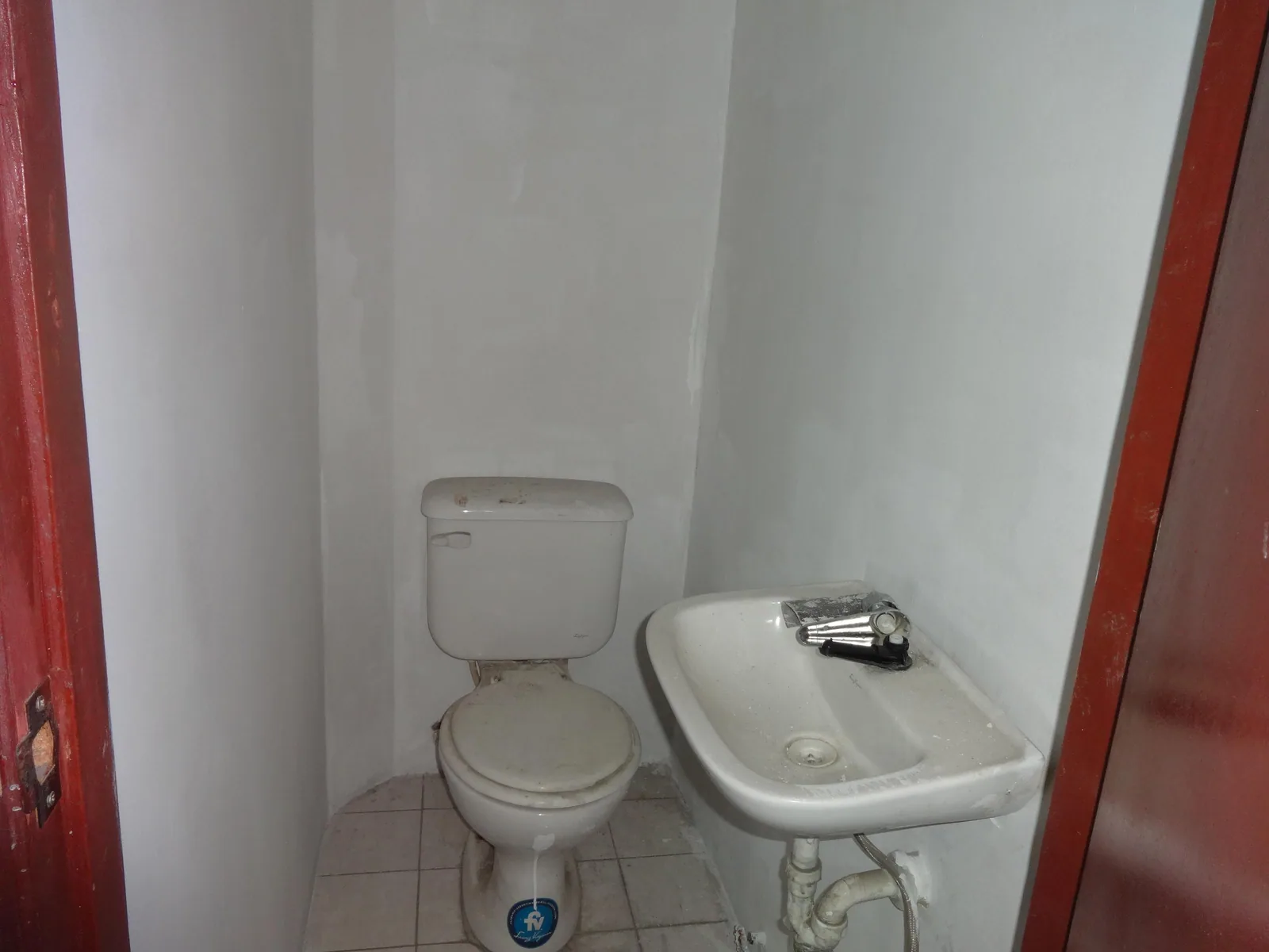 Oficina en arriendo, Baquerizo Moreno y 9 de Octubre centro de Guayaquil – Foto 2